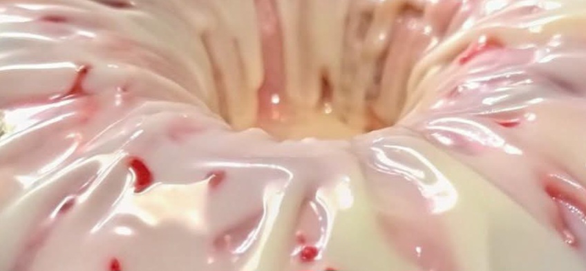 Strawberry Cream Cheese Pound Cake