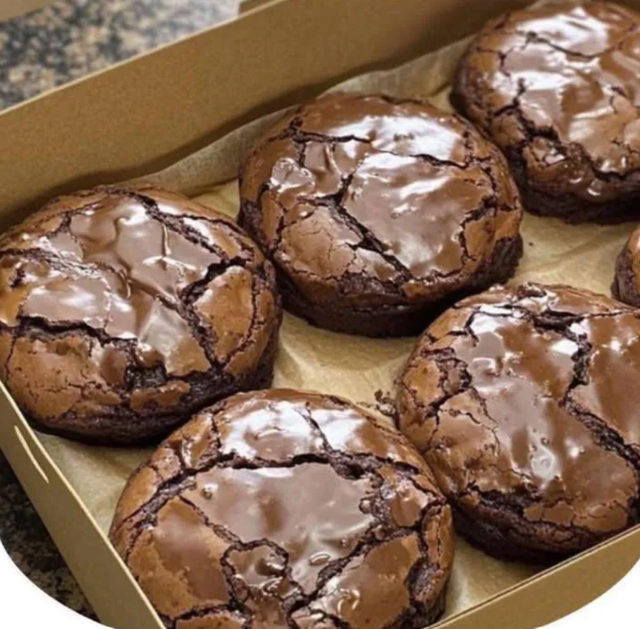 fudgy